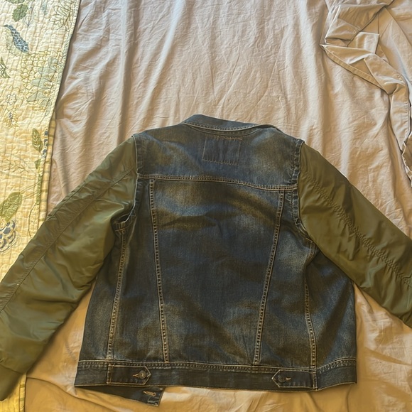Brand new denim jacket - Picture 5 of 5